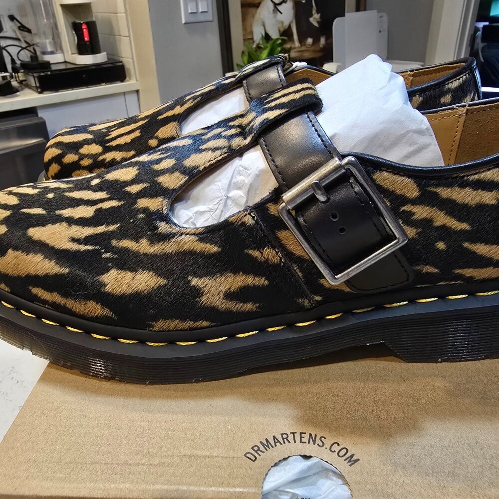Dr. Martens T-Bar Shoe 32135526 Black Tan Hair-On Mens Sz 10 Leopard Print NEW - Picture 3 of 9
